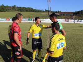 Segue o 35º Camp. Mun. Futebol taças “Odílio Borget e Raulino Warmeling” - Foto 1