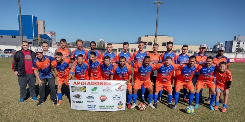 Morro do Boi continua 100% na competição...