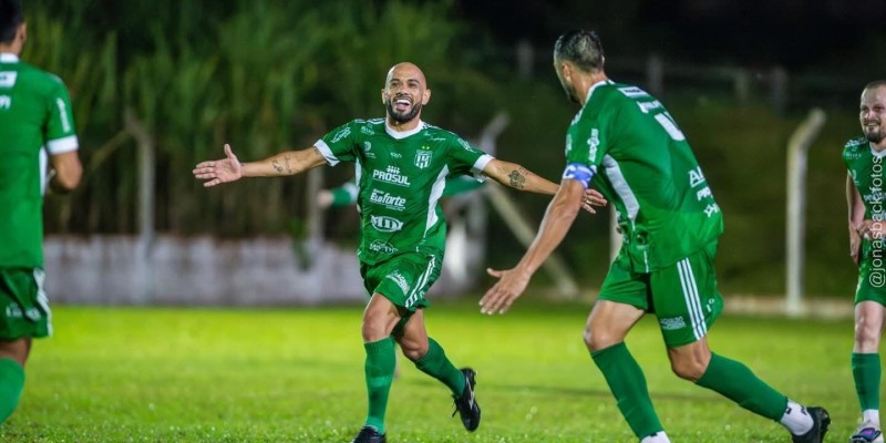 Semifinais em Sao Ludgero...