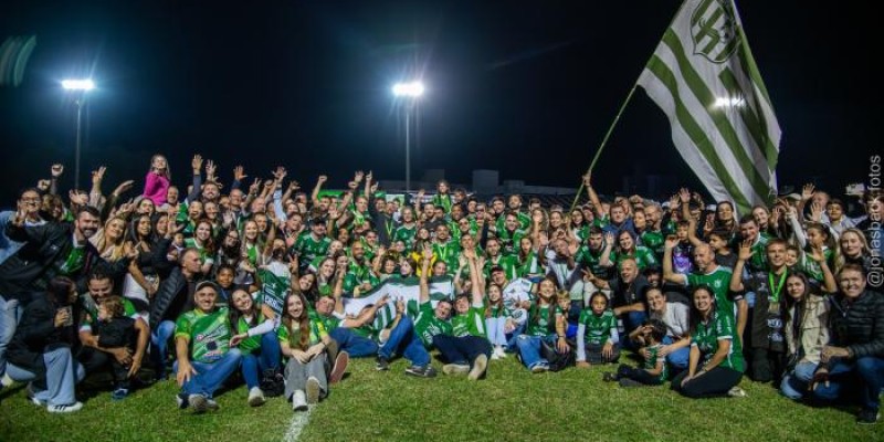 Serrinha goleia e conquista o bicampeonato em São Ludgero.