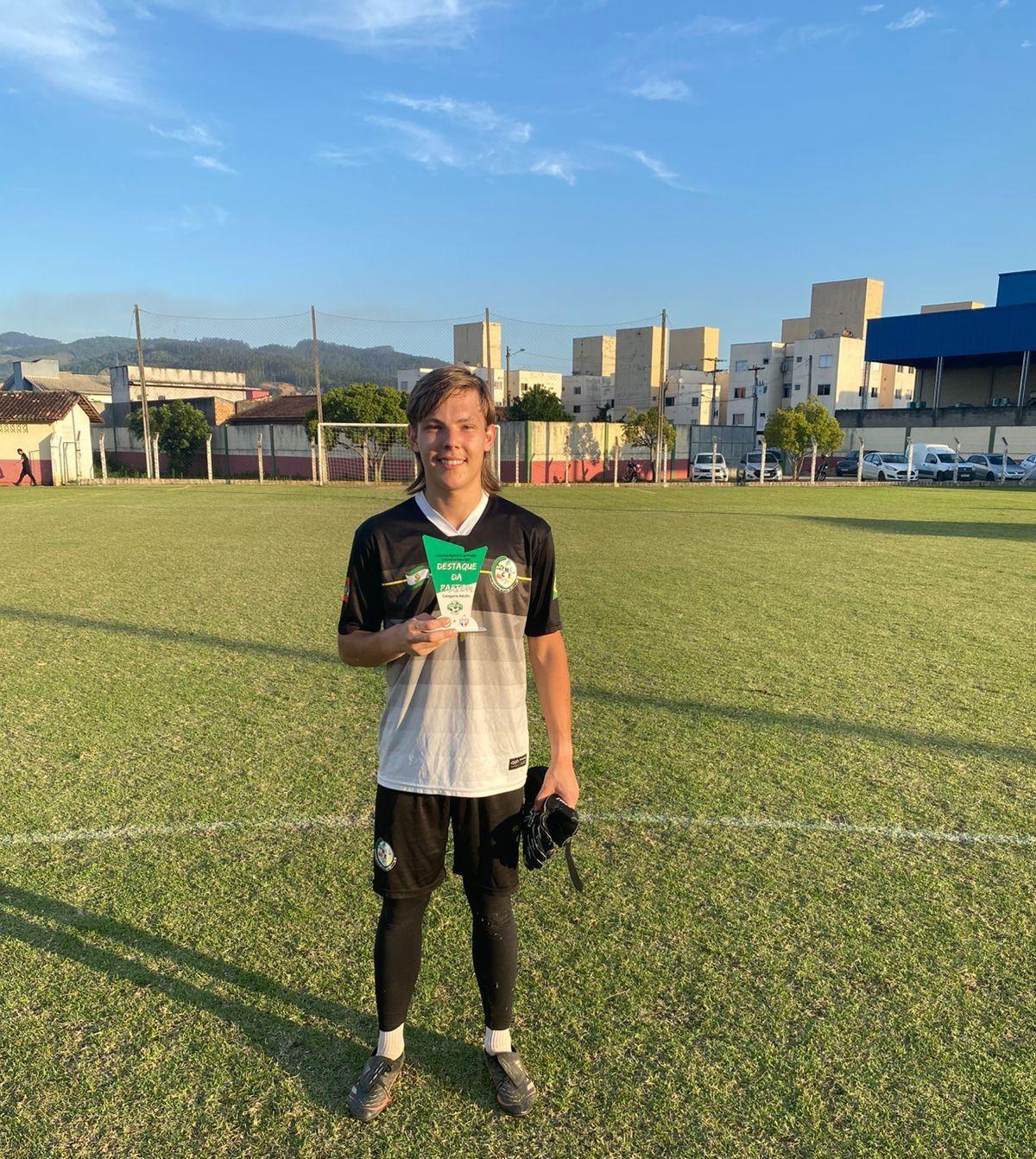 CME São Ludgero faz virada história e se classifica a semifinal na categoria adulto livre