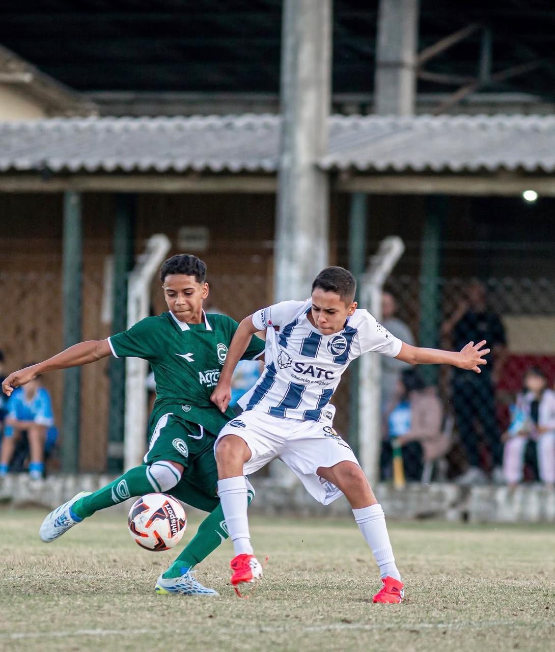 Jogos acirrados no 1º dia de competição...
